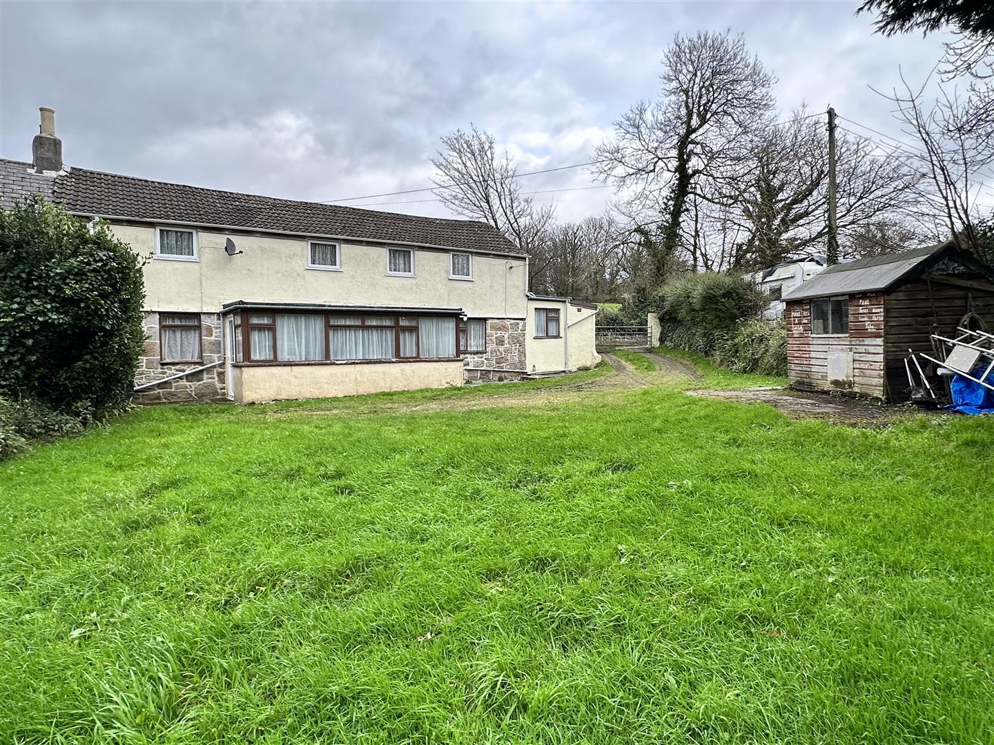 4 bedroom property for sale in Springhead Cottage, Carwynnen, Camborne